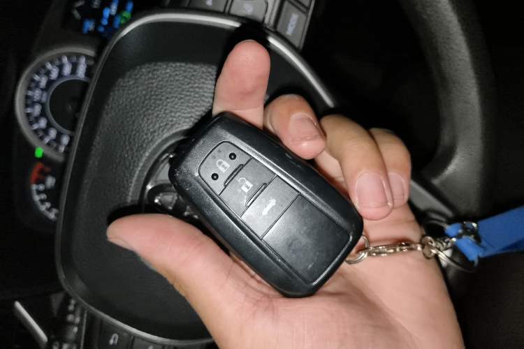 Used Toyota Levin 2019 185T CVT Sport Edition China VI Standard Vehicle Key