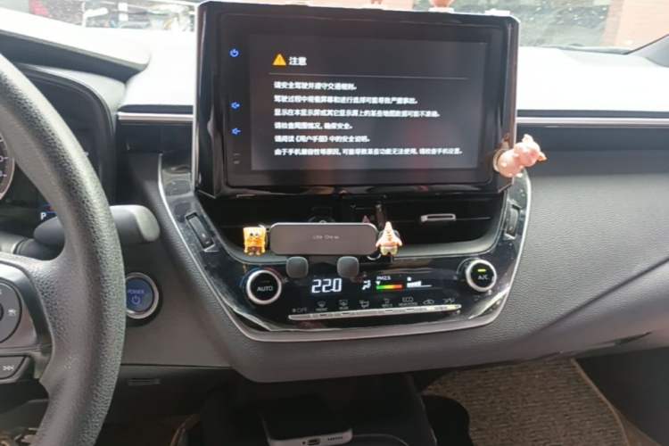 Used Toyota Levin 2019 Dual-Engine 1.8H E-CVT Sport Edition China VI Standard Audio And AC Panel