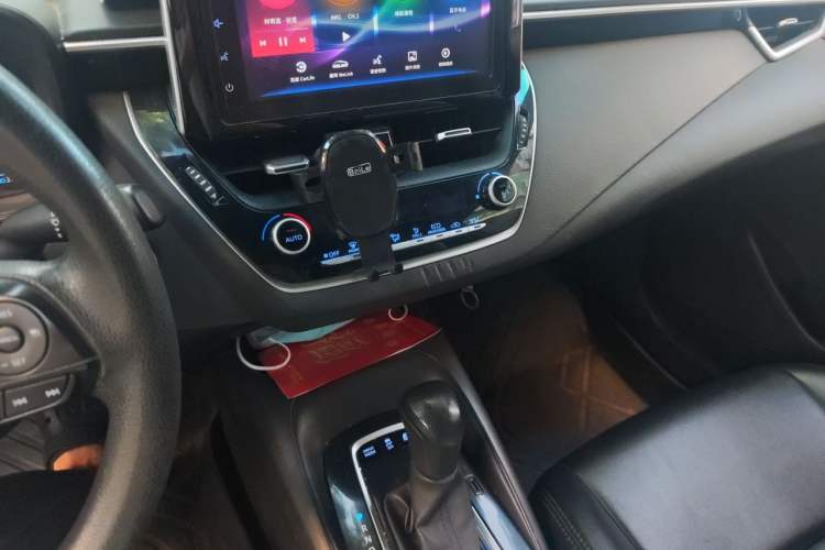 Used Toyota Levin 2019 Dual-Engine 1.8H E-CVT Luxury Edition China VI Standard Audio And AC Panel