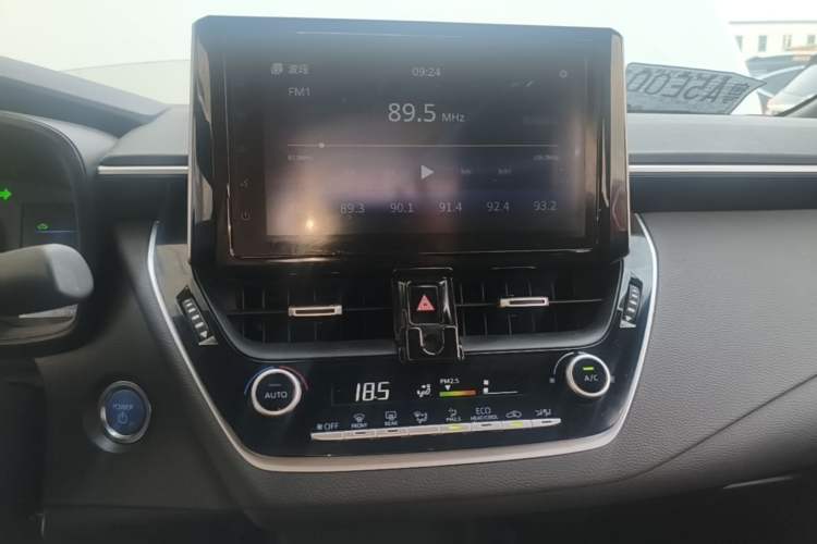 Used Toyota Levin 2019 Dual-Engine 1.8H E-CVT Sport Edition China VI Standard Audio And AC Panel