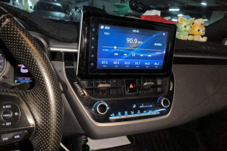 Used Toyota Levin 2019 185T CVT Luxury Edition China VI Standard Audio And AC Panel