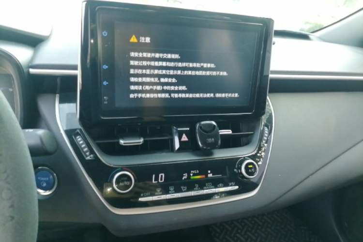 Used Toyota Levin 2019 Dual-Engine 1.8H E-CVT Sport Edition China VI Standard Audio And AC Panel