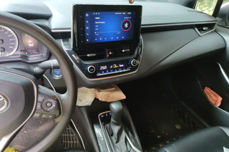 Used Toyota Levin 2019 Dual-Engine 1.8H E-CVT Luxury Edition China VI Standard Audio And AC Panel