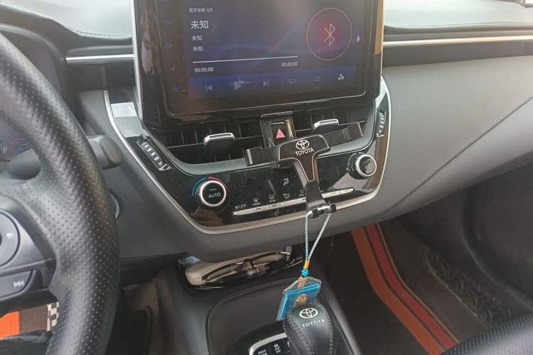 Used Toyota Levin 2019 Dual-Engine 1.8H E-CVT Luxury Edition China VI Standard Audio And AC Panel