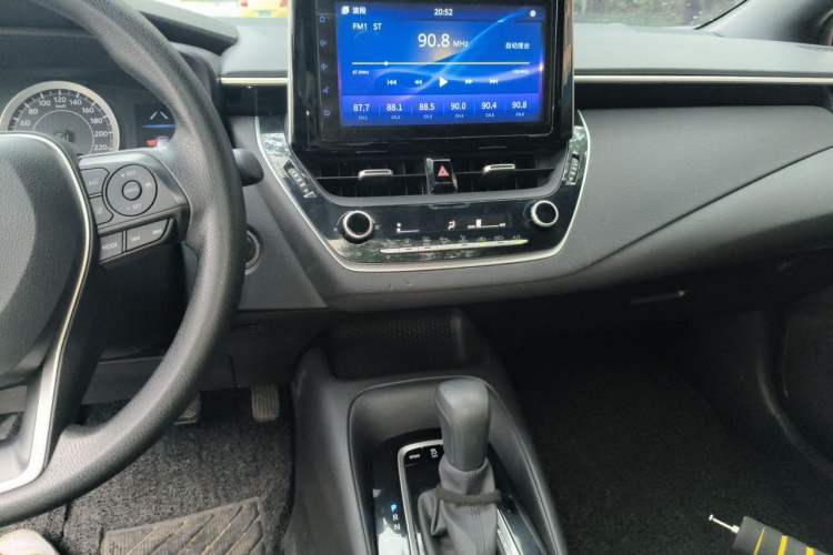 Used Toyota Levin 2019 185T CVT Luxury Edition China VI Standard Audio And AC Panel