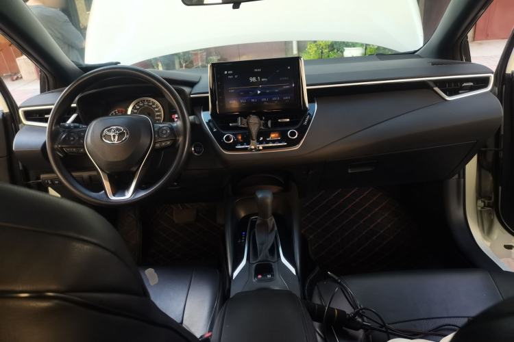 Used Toyota Levin 2019 185T CVT Luxury Edition China VI Standard Center Console