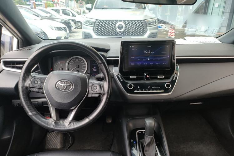 Used Toyota Levin 2019 185T CVT Luxury Edition China VI Standard Center Console