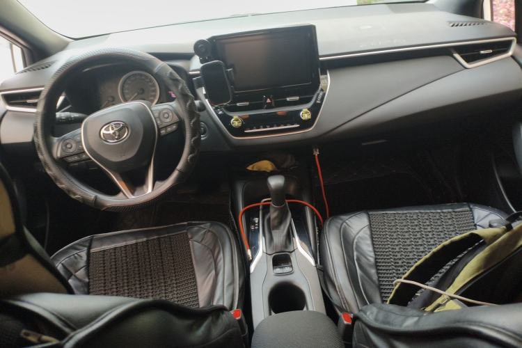 Used Toyota Levin 2019 185T CVT Luxury Edition China VI Standard Center Console