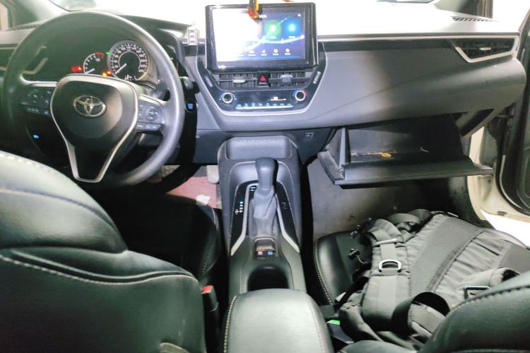 Used Toyota Levin 2019 185T CVT Luxury Edition China VI Standard Center Console