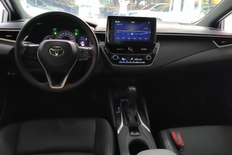Used Toyota Levin 2019 185T CVT Luxury Edition China VI Standard Center Console