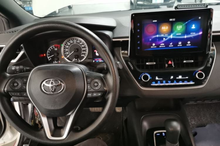 Used Toyota Levin 2019 185T CVT Luxury Edition China VI Standard Center Console