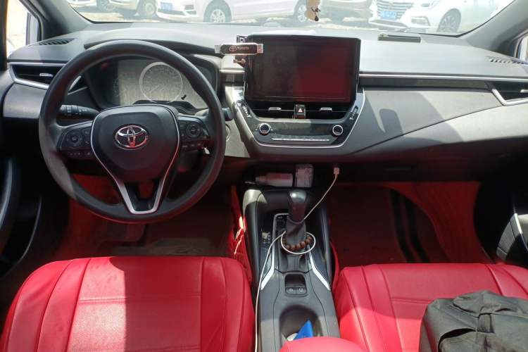 Used Toyota Levin 2019 185T CVT Luxury Edition China VI Standard Center Console