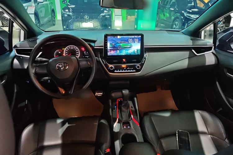 Used Toyota Levin 2019 185T CVT Entry-Level Version China VI Standard Center Console