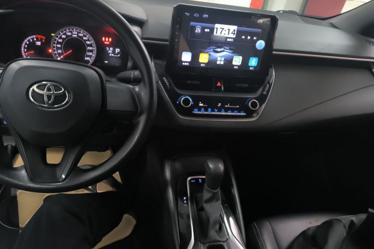 Used Toyota Levin 2019 185T CVT Entry-Level Version China VI Standard Center Console