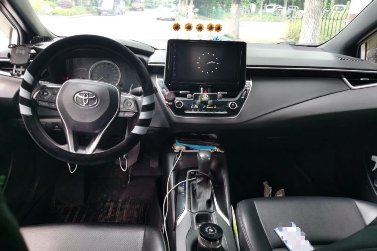Used Toyota Levin 2019 185T CVT Luxury Edition China V Standard Center Console
