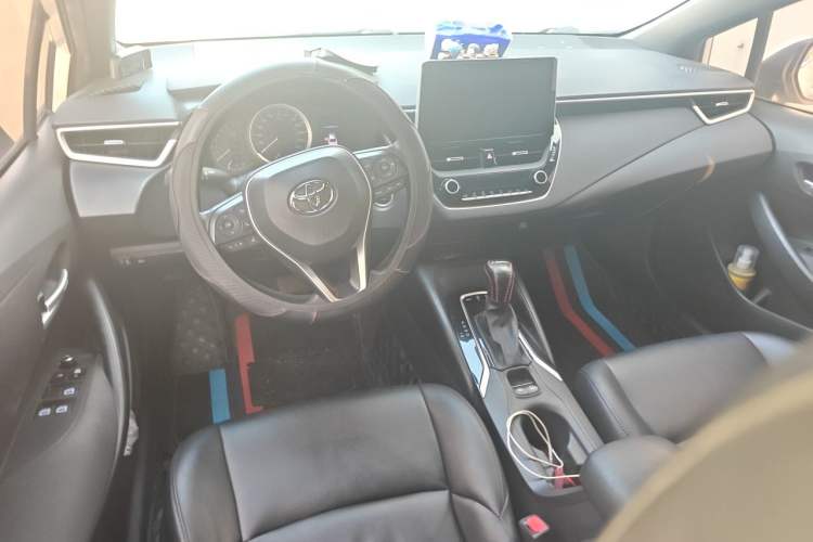 Used Toyota Levin 2019 185T CVT Luxury Edition China VI Standard Center Console