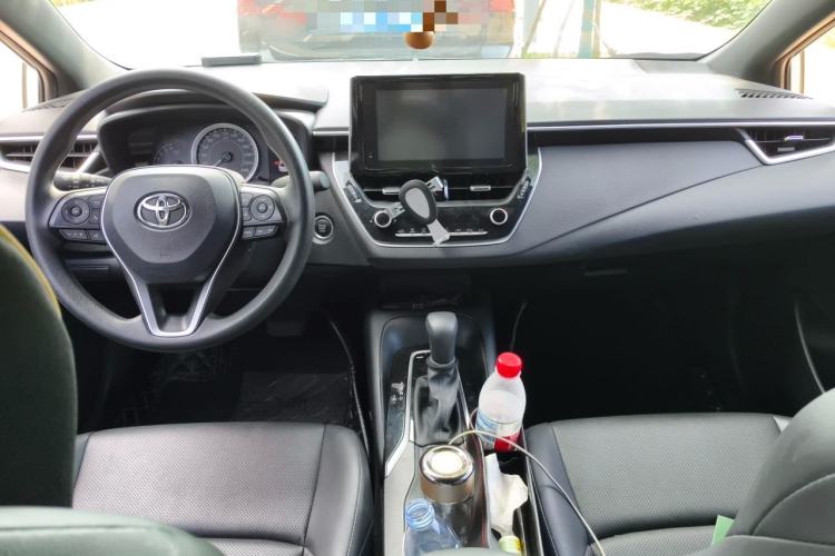Used Toyota Levin 2019 185T CVT Luxury Edition China VI Standard Center Console