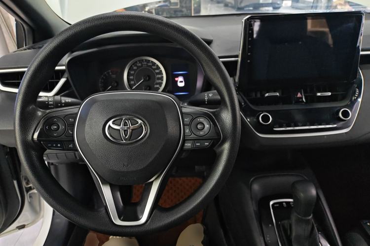 Used Toyota Levin 2019 185T CVT Luxury Edition China VI Standard Center Console