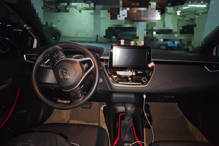 Used Toyota Levin 2019 Dual-Engine 1.8H E-CVT Sport Edition China VI Standard Center Console
