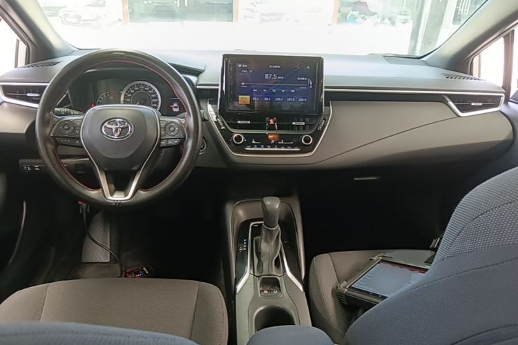 Used Toyota Levin 2019 185T CVT Luxury Edition China VI Standard Center Console