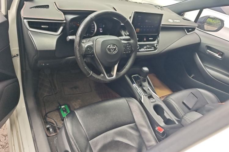 Used Toyota Levin 2019 185T CVT Luxury Edition China VI Standard Center Console
