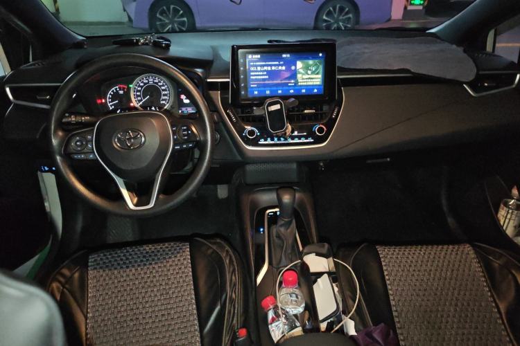 Used Toyota Levin 2019 185T CVT Luxury Edition China VI Standard Center Console