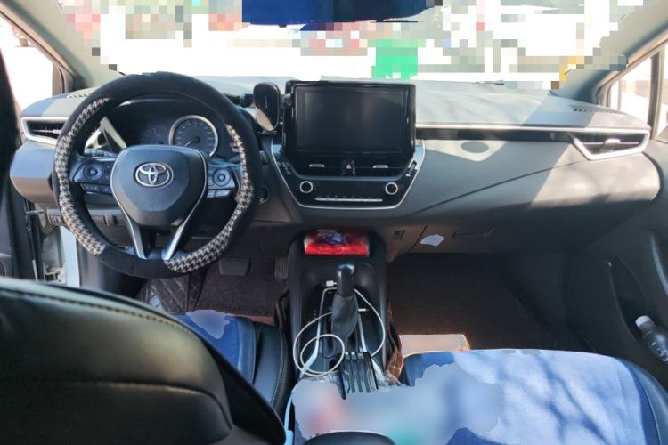 Used Toyota Levin 2019 185T CVT Luxury Edition China VI Standard Center Console