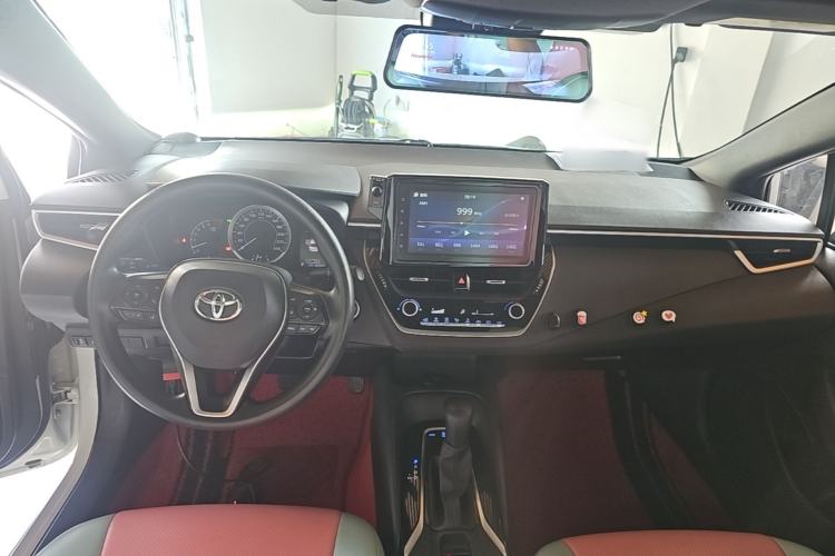 Used Toyota Levin 2019 185T CVT Luxury Edition China VI Standard Center Console