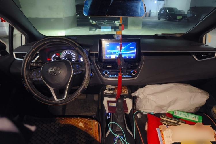 Used Toyota Levin 2019 185T CVT Luxury Edition China VI Standard Center Console