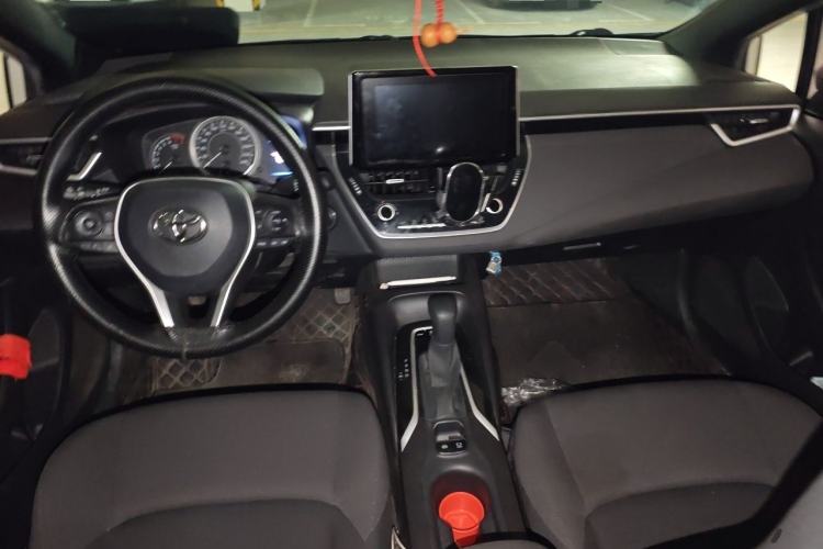Used Toyota Levin 2019 185T CVT Luxury Edition China VI Standard Center Console