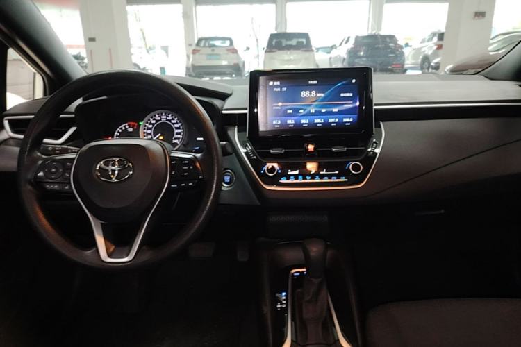 Used Toyota Levin 2019 185T CVT Luxury Edition China VI Standard Center Console