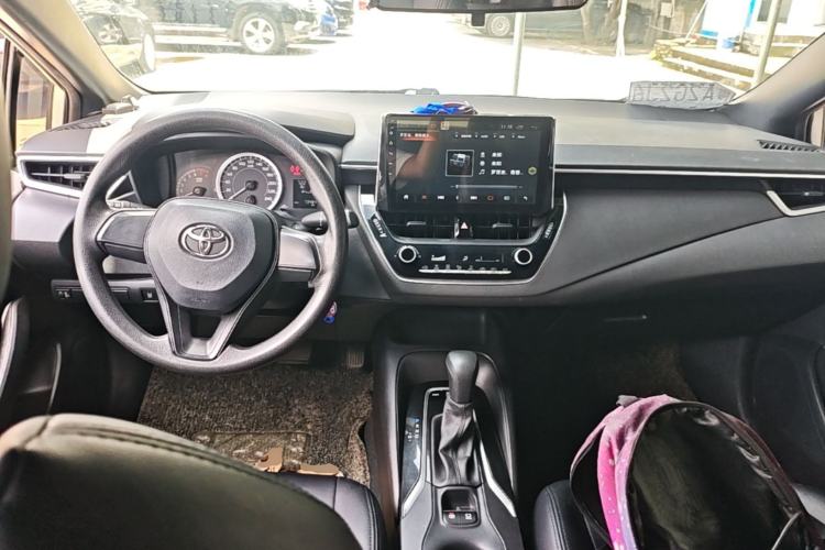 Used Toyota Levin 2019 185T CVT Entry-Level Version China VI Standard Center Console