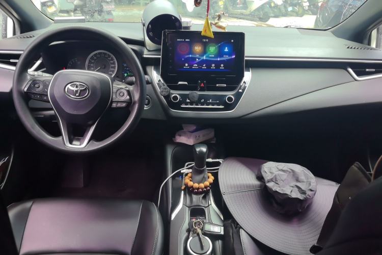 Used Toyota Levin 2019 185T CVT Luxury Edition China VI Standard Center Console
