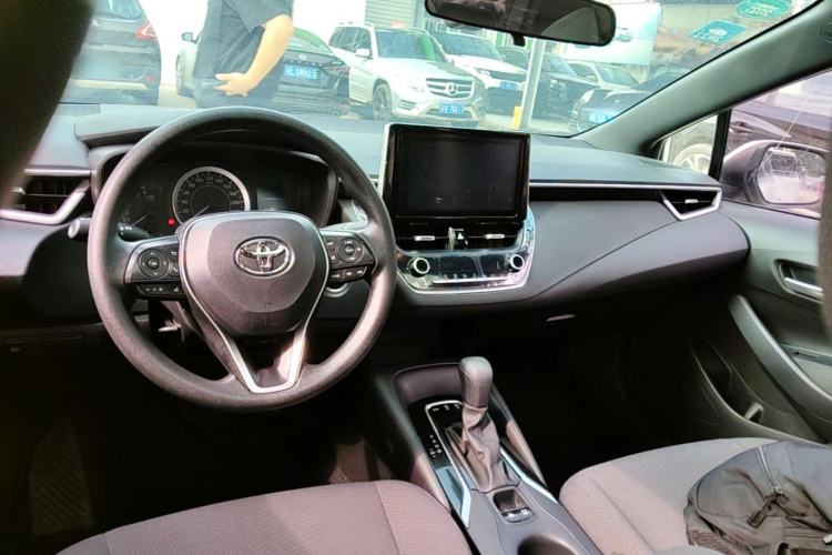 Used Toyota Levin 2019 185T CVT Luxury Edition China VI Standard Center Console