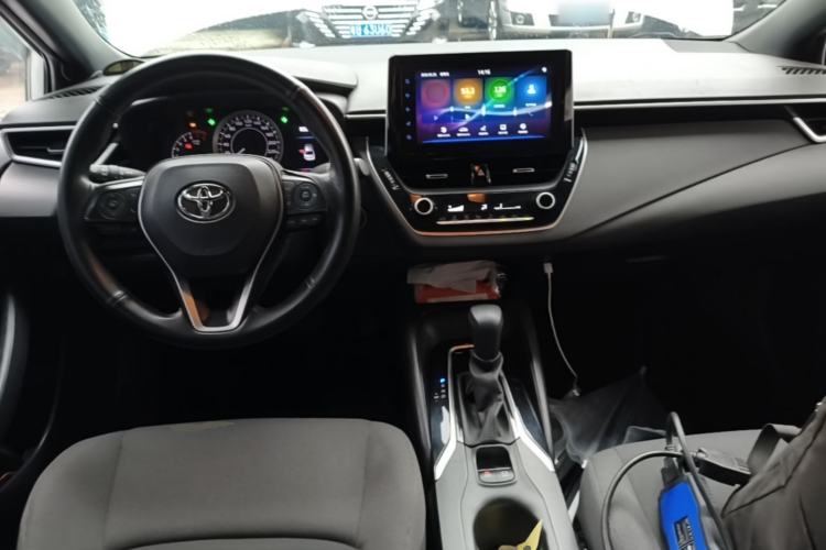 Used Toyota Levin 2019 185T CVT Luxury Edition China VI Standard Center Console