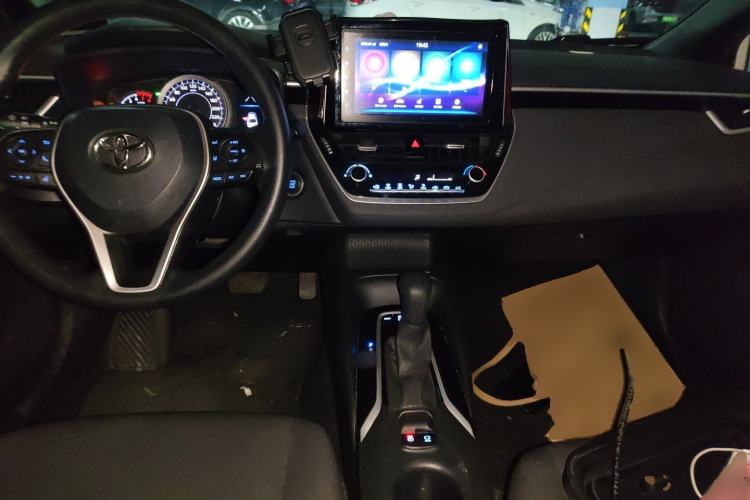 Used Toyota Levin 2019 185T CVT Luxury Edition China VI Standard Center Console