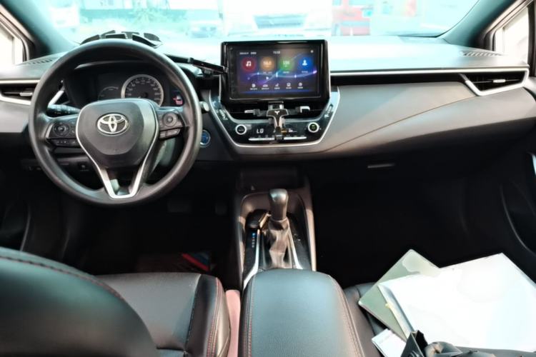 Used Toyota Levin 2019 Dual-Engine 1.8H E-CVT Luxury Edition China VI Standard Center Console