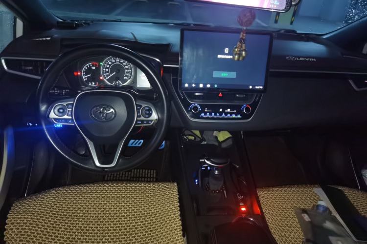 Used Toyota Levin 2019 185T CVT Sport Edition China VI Standard Center Console