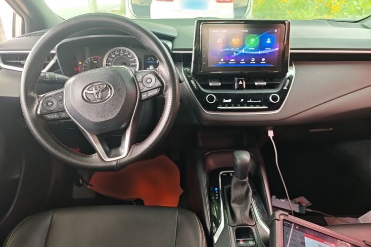 Used Toyota Levin 2019 185T CVT Luxury Edition China VI Standard Center Console