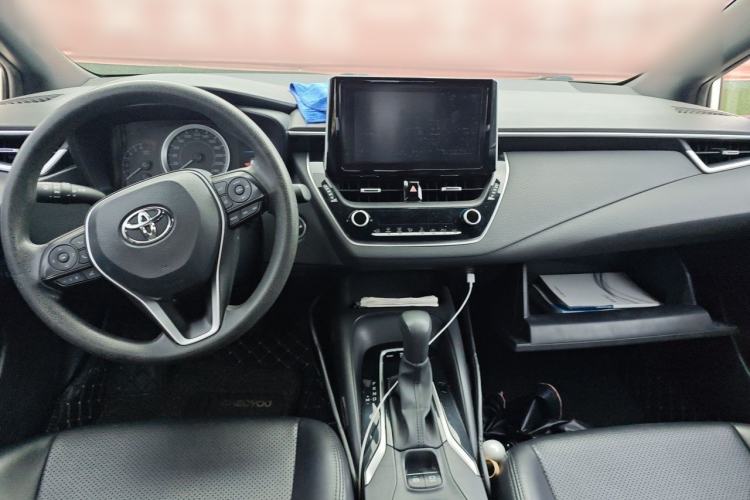 Used Toyota Levin 2019 185T CVT Luxury Edition China VI Standard Center Console