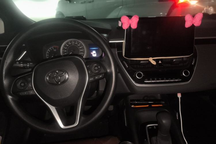 Used Toyota Levin 2019 185T CVT Sport Edition China VI Standard Center Console