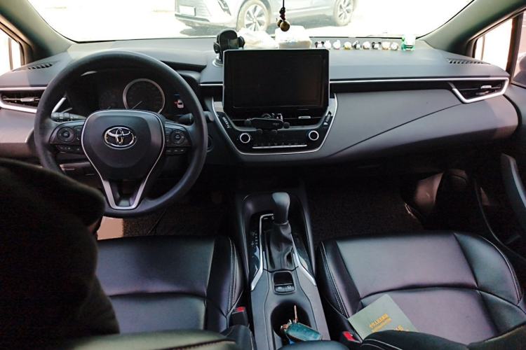 Used Toyota Levin 2019 185T CVT Luxury Edition China VI Standard Center Console