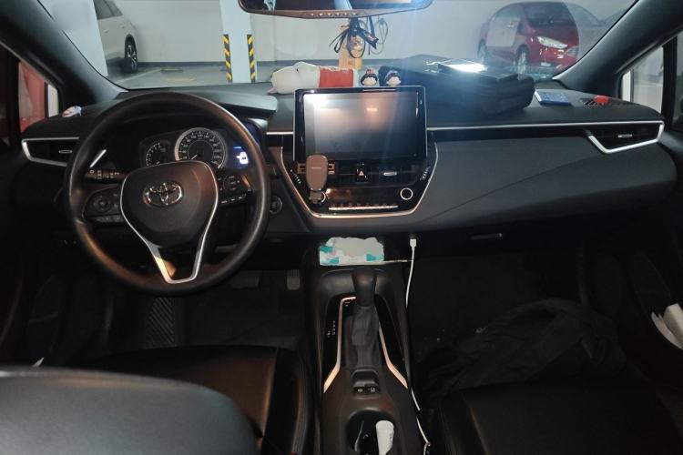Used Toyota Levin 2019 185T CVT Luxury Edition China VI Standard Center Console