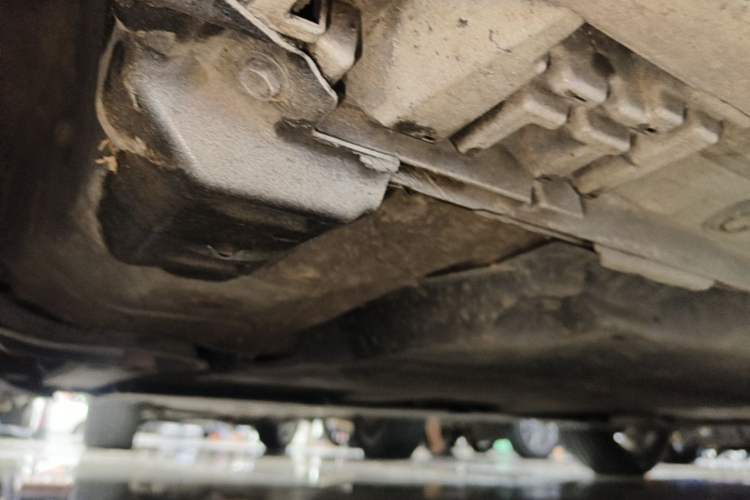 Used Toyota Levin 2019 Dual-Engine 1.8H E-CVT Luxury Edition China VI Standard Chassis Front Left