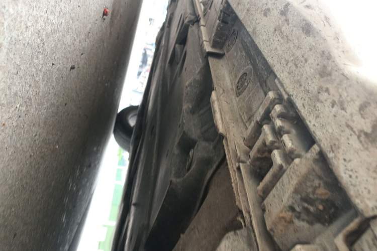 Used Toyota Levin 2019 Dual-Engine 1.8H E-CVT Luxury Edition China VI Standard Chassis Front Right