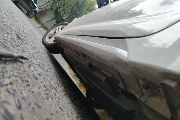 Used Toyota Levin 2019 Dual-Engine 1.8H E-CVT Luxury Edition China VI Standard Chassis Rear Left