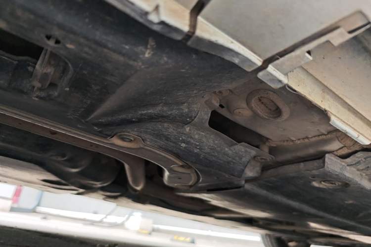 Used Toyota Levin 2019 Dual-Engine 1.8H E-CVT Tech Edition China VI Standard Chassis Rear Right
