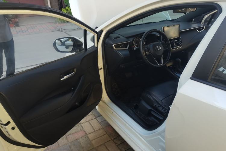 Used Toyota Levin 2019 185T CVT Luxury Edition China VI Standard Driver Seat