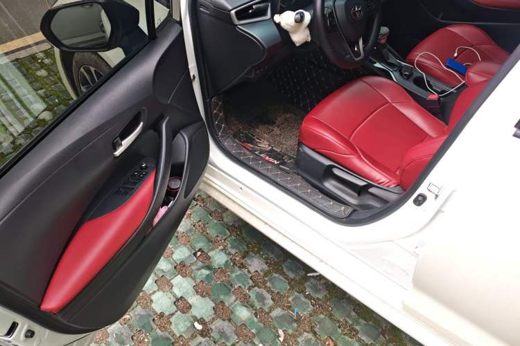 Used Toyota Levin 2019 185T CVT Sport Edition China VI Standard Driver Seat