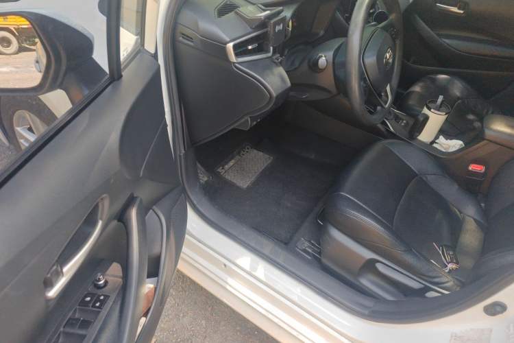 Used Toyota Levin 2019 185T CVT Luxury Edition China VI Standard Driver Seat